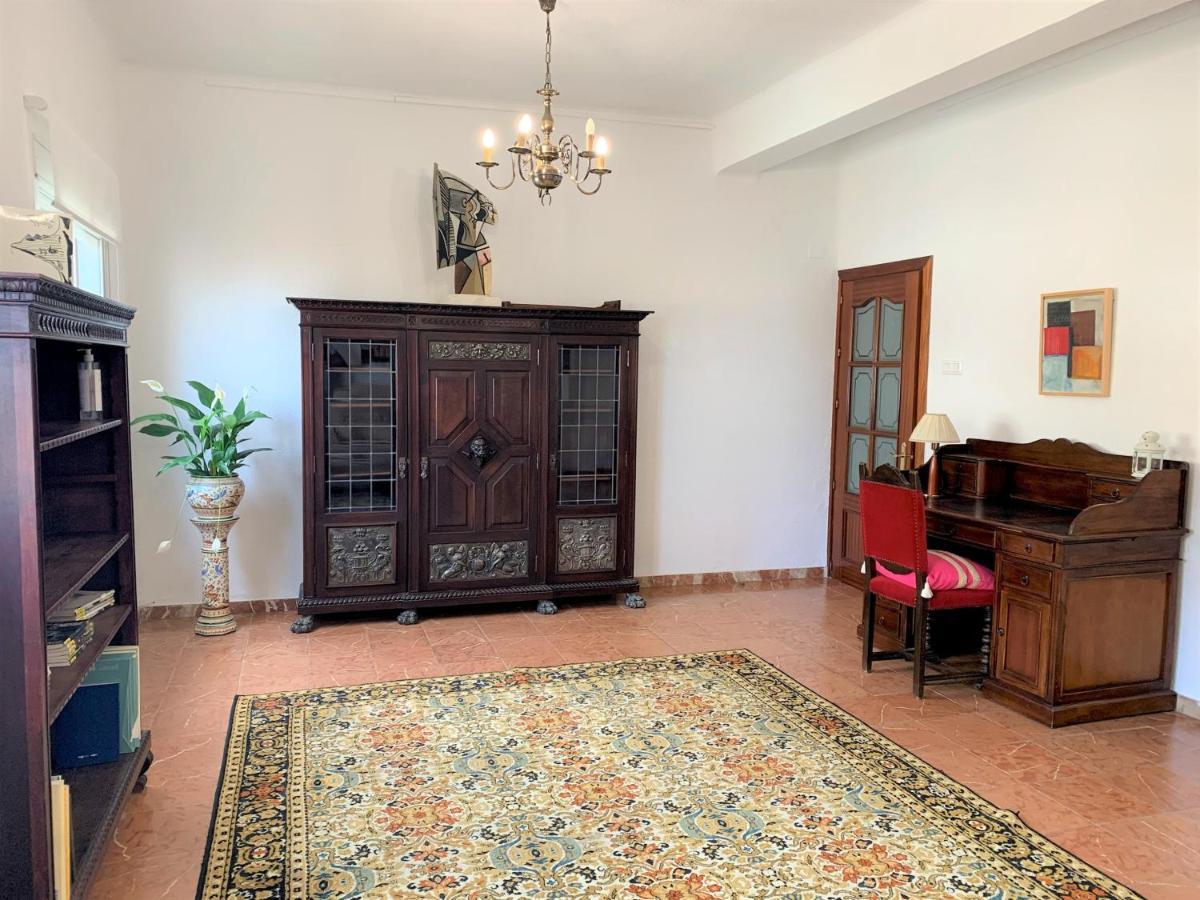 Wide And Traditional- 2Bd 1Bth- Gavidia Sevilla Eksteriør billede