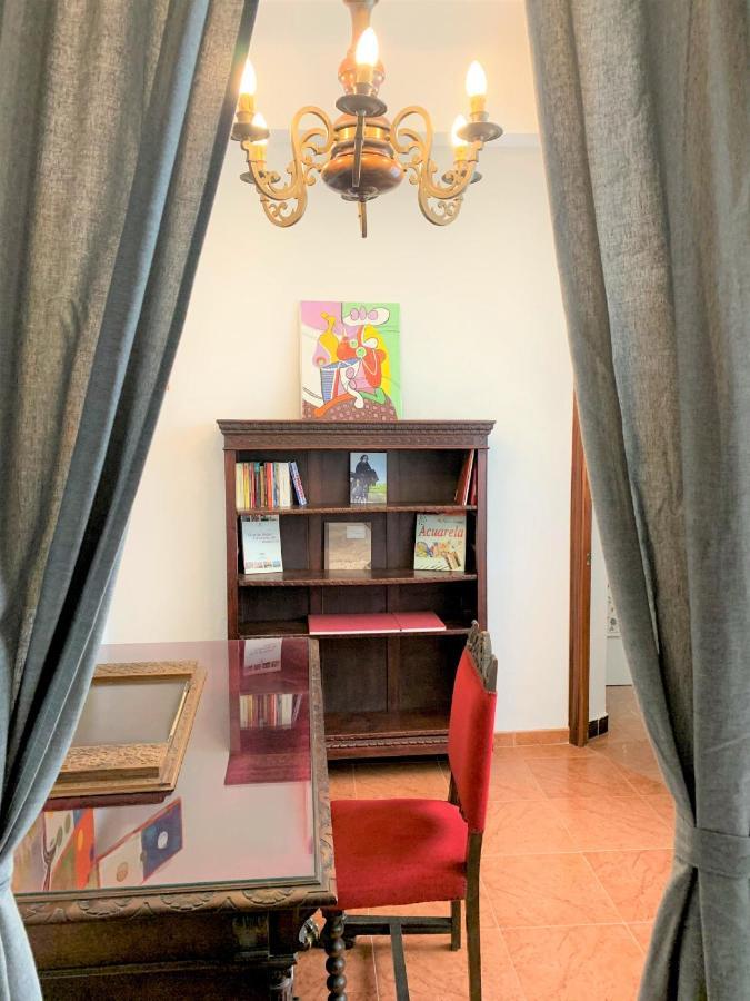 Wide And Traditional- 2Bd 1Bth- Gavidia Sevilla Eksteriør billede
