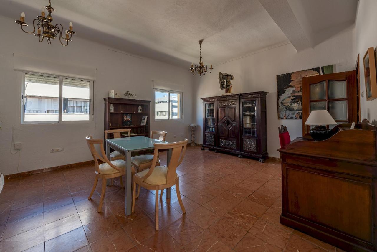 Wide And Traditional- 2Bd 1Bth- Gavidia Sevilla Eksteriør billede